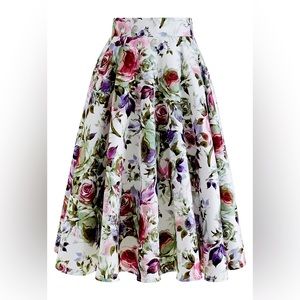 Chicwish Midi Floral Skirt Medium